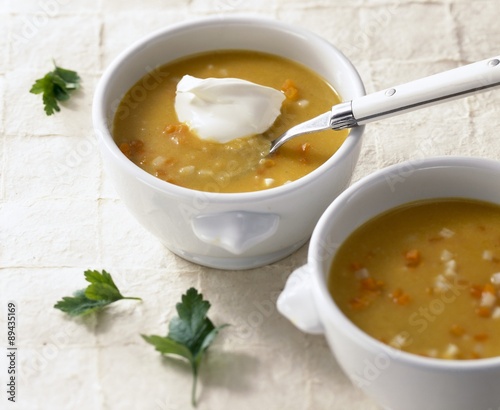 Carrot and Hamburg parsley soup with rice
