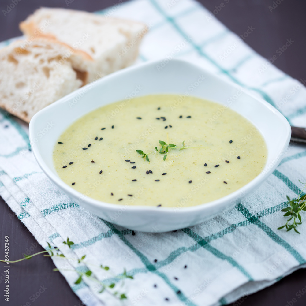Vegane Gemüsecremesuppe Vegane Gemüsecremesuppe