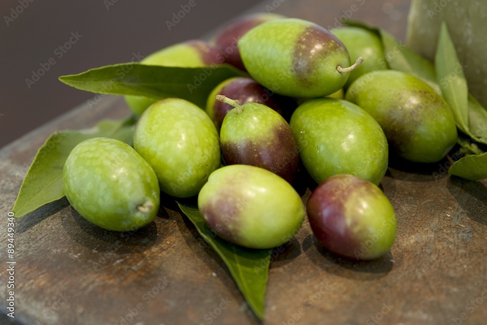 Obraz premium Fresh olives