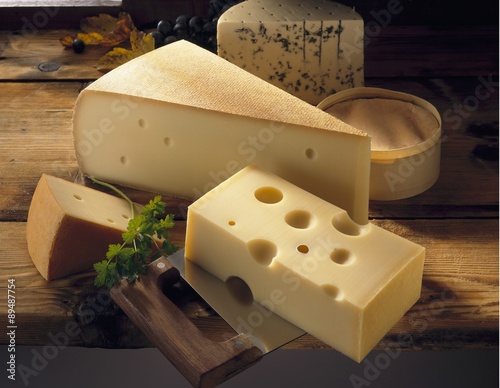 Emmental, Gruyère, Appenzeller, blue cheese and Vacherin