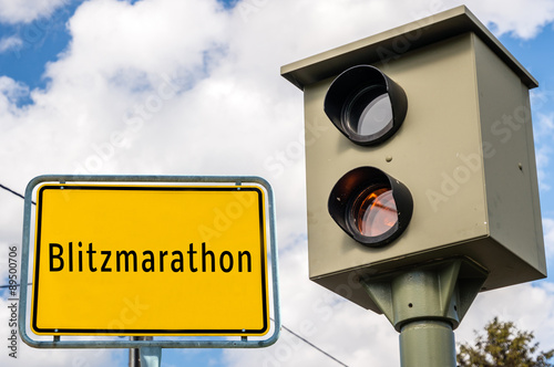 Ortstafel Blitzmarathon