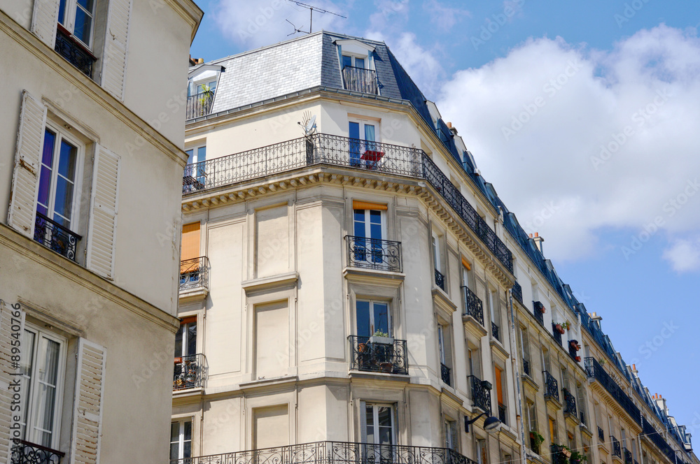 typical Fassades in Paris