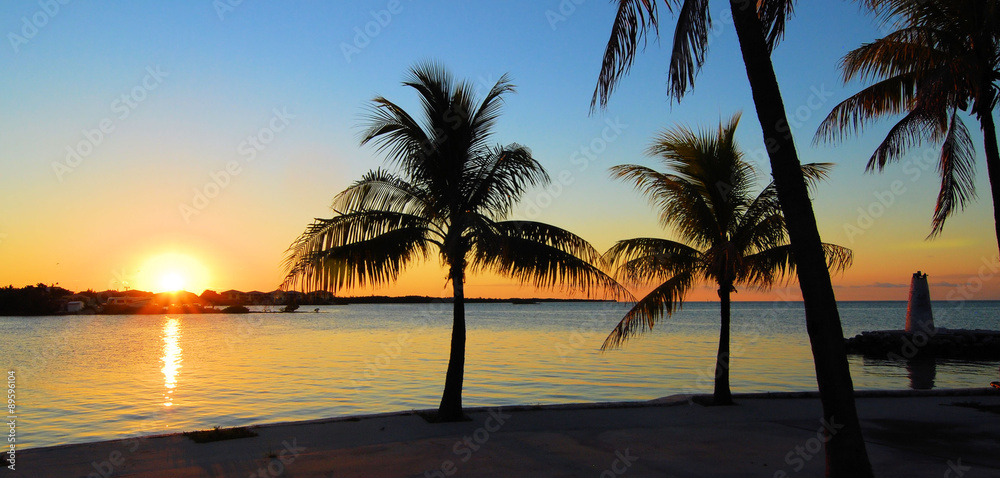 Naklejka premium Wschód słońca do zachodu słońca / widoki z Florida Keys