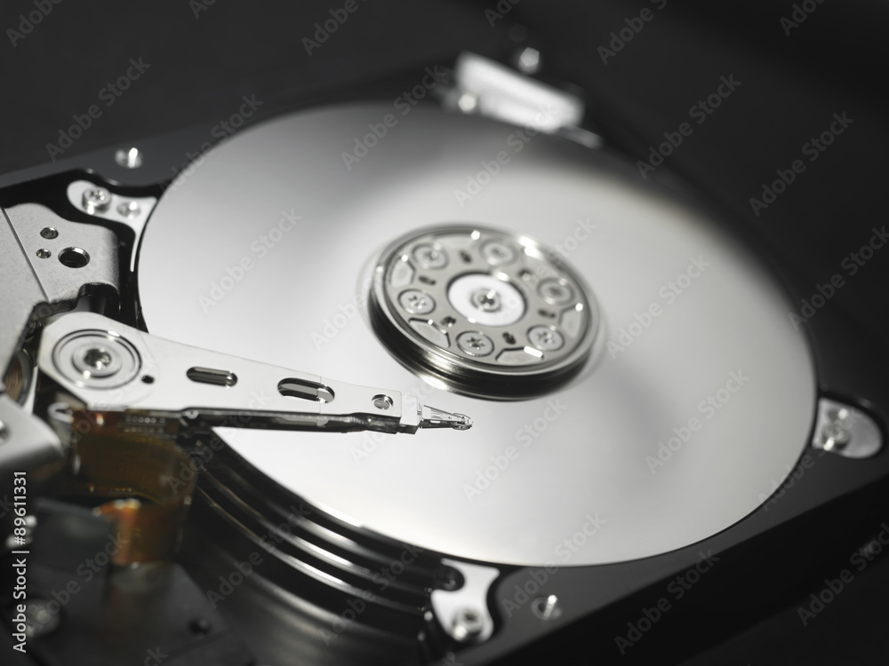 hard disk drive hard disk drive