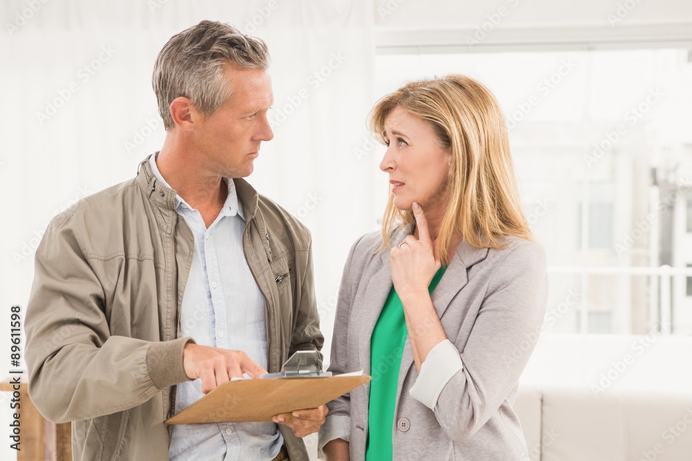 Obraz premium Casual business colleagues discussing