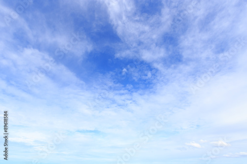 Fototapeta Naklejka Na Ścianę i Meble -  Blue sky with cloud in a sunny day