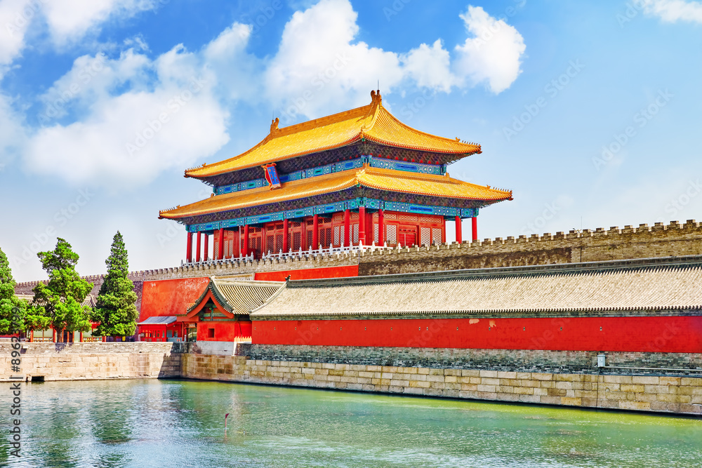 Palaces, pagodas on the territory of the Forbidden City Museum Palaces, pagodas on the territory of the Forbidden City Museum
