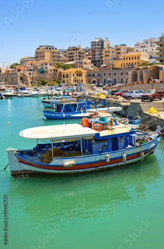 Obraz na płótnie Boats in the old port of Heraklion. Crete, Greece. w salonie