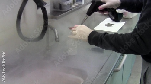 Place an old dentures making the plaster mold