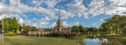 Nonthaburi, Thailand - August 18, 2015: The Park Autthayan-chalerm-karnchanapisek at Nonthaburi, Thailand 