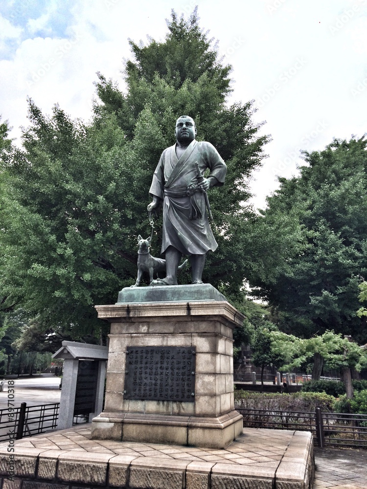 Last samurai statue in Ueno.