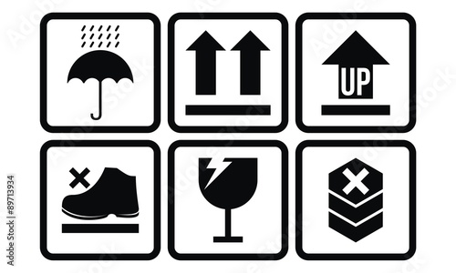Handling & packing icon set. used on the box or packaging