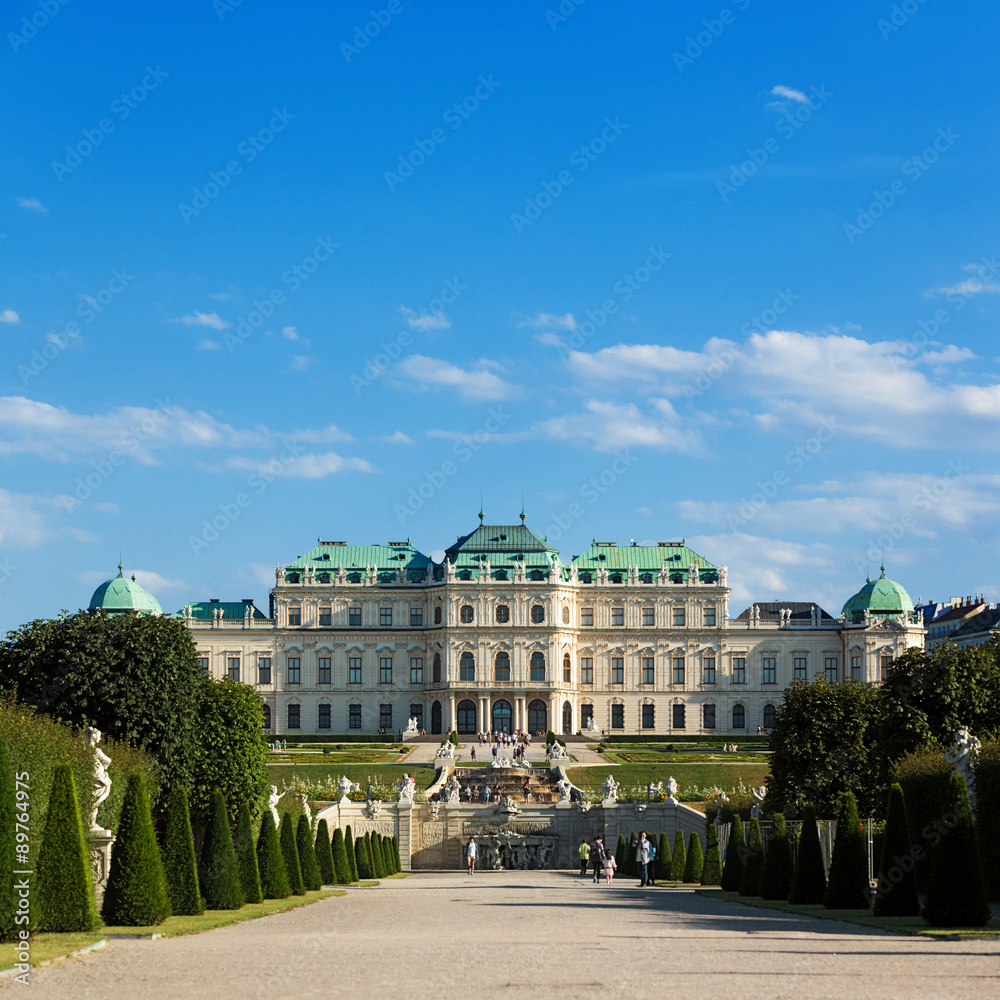 Vienna, Upper Belvedere, Baroque Palace and garden - obrazy, fototapety, plakaty 