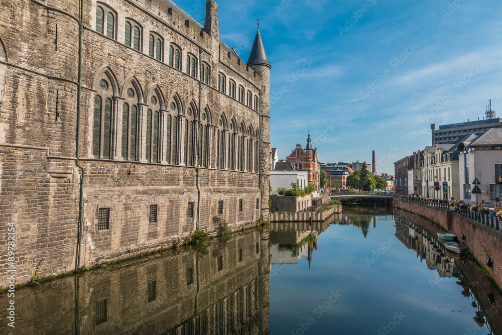 Fototapeta premium Canals of Ghent