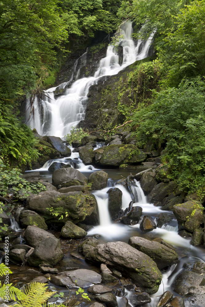 Naklejka premium Torc waterfall in Killarney National Park, Ireland.