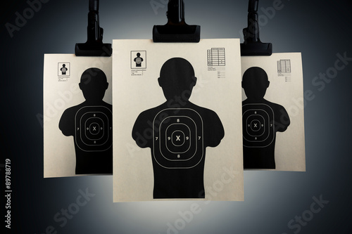 Obraz na płótnie Shooting targets on a grey background