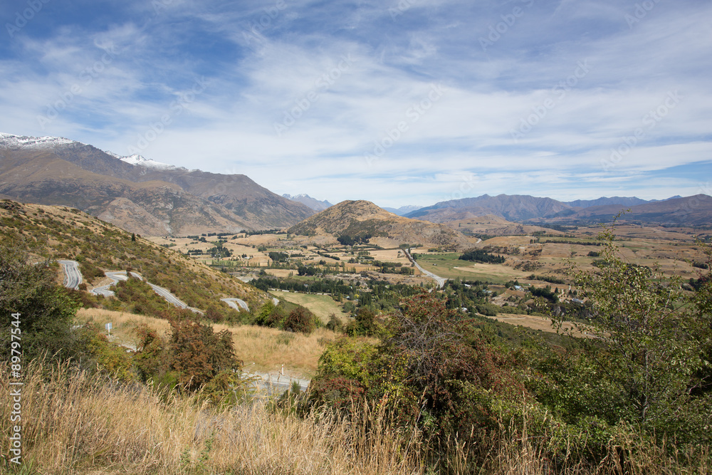 Amazin Remarkables, Meadow with mountains