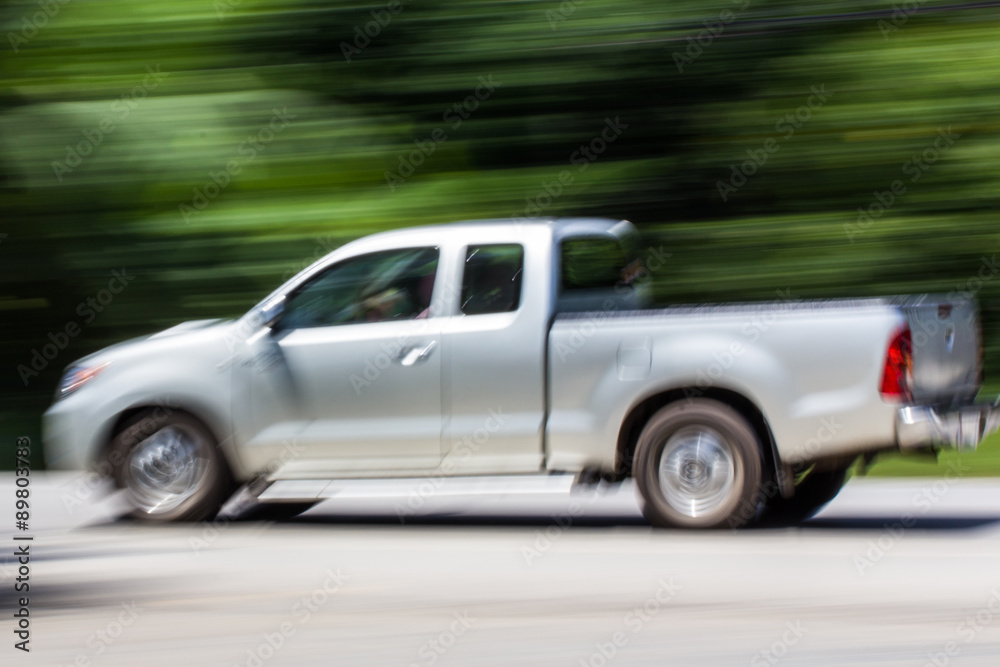 Fototapeta premium pick-up Speeding in road