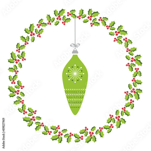 Weihnachtlicher Kranz mit Weihnachtskugel