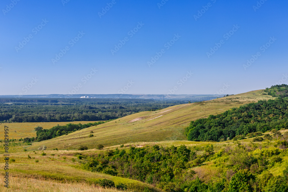 The hills and plains in the central part of Russia.