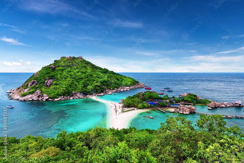 Beautiful beach of Koh Tao, Thailand - obrazy, fototapety, plakaty 
