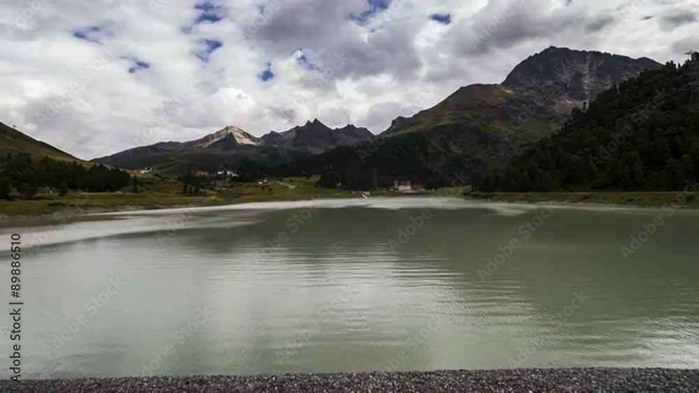 Zeitraffer am Stausee am Kühtaisattel Zeitraffer am Stausee am Kühtaisattel