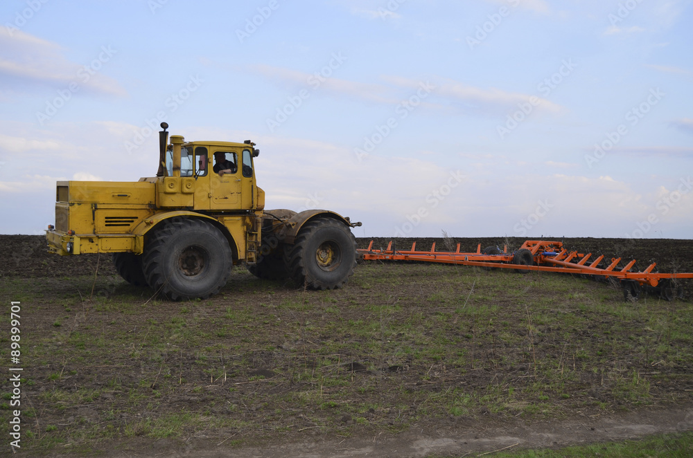 Fototapeta premium agricultural car