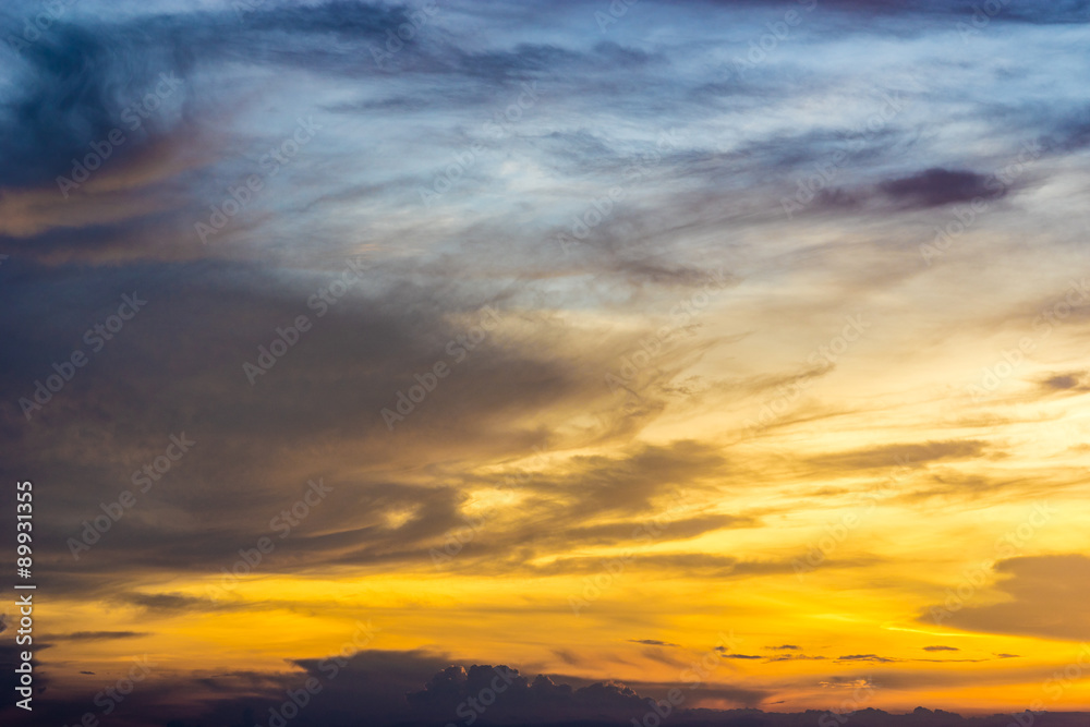 Naklejka premium twilight sky and cloud