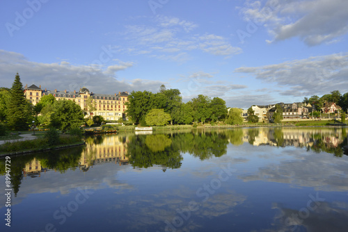 Fototapeta Naklejka Na Ścianę i Meble -  Sur le lac de Bagnoles-de-l'Orne (61140), département de l'Orne en région Normandie, France