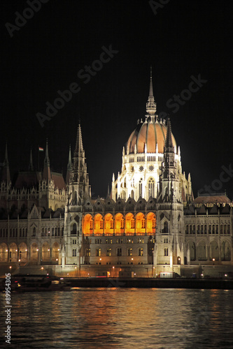 Ungheria,Budapest,il Parlamento. photo