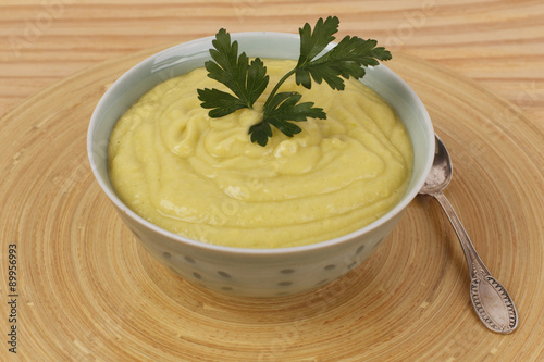 Vegetable cream soup with parsley
