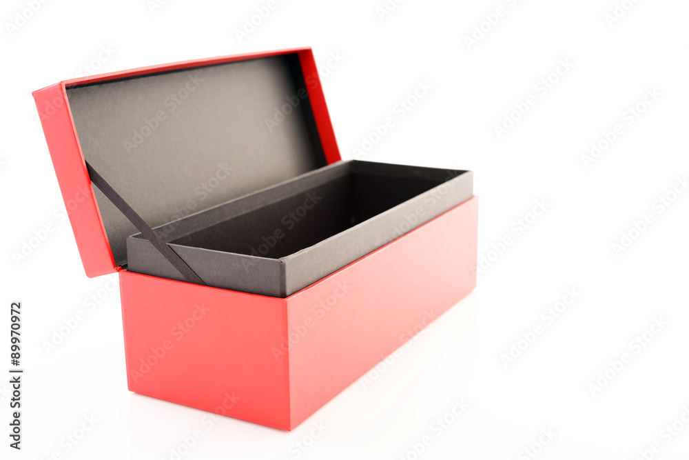 きれいな赤い箱