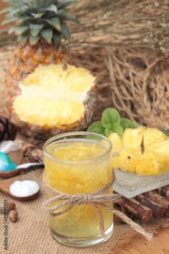 Pineapple fruit juice and fresh pineapple juicy