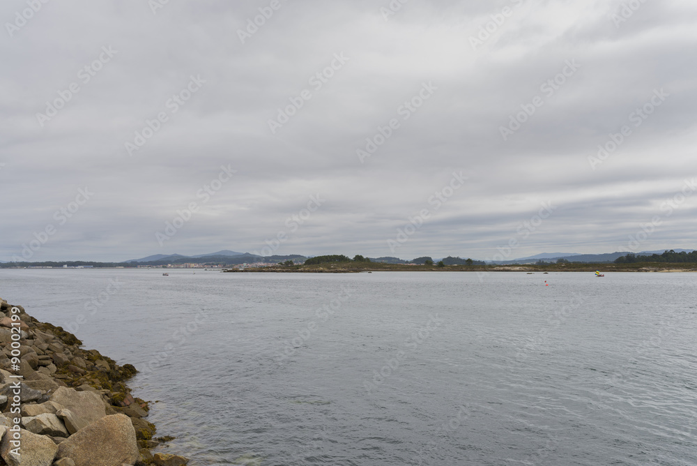 Ría de Arosa desde la Isla de la Toja (O Grove, Pontevedra - España). Ría de Arosa desde la Isla de la Toja (O Grove, Pontevedra - España).