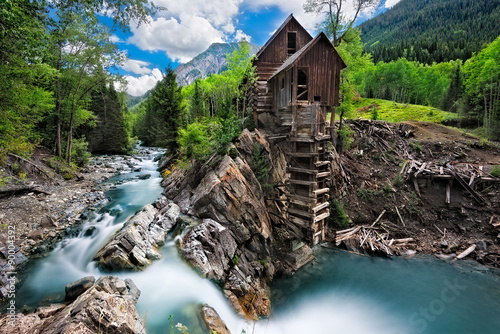 Obraz na płótnie Crystal Mill in Crystal Colorado. Located between Marble and Crested Butte w salonie