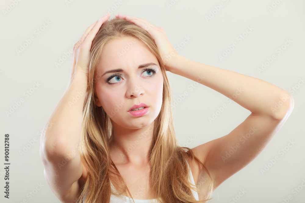 woman suffering from head pain woman suffering from head pain