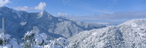 Photography Snow-covered mountains in Sequoia National Park, California