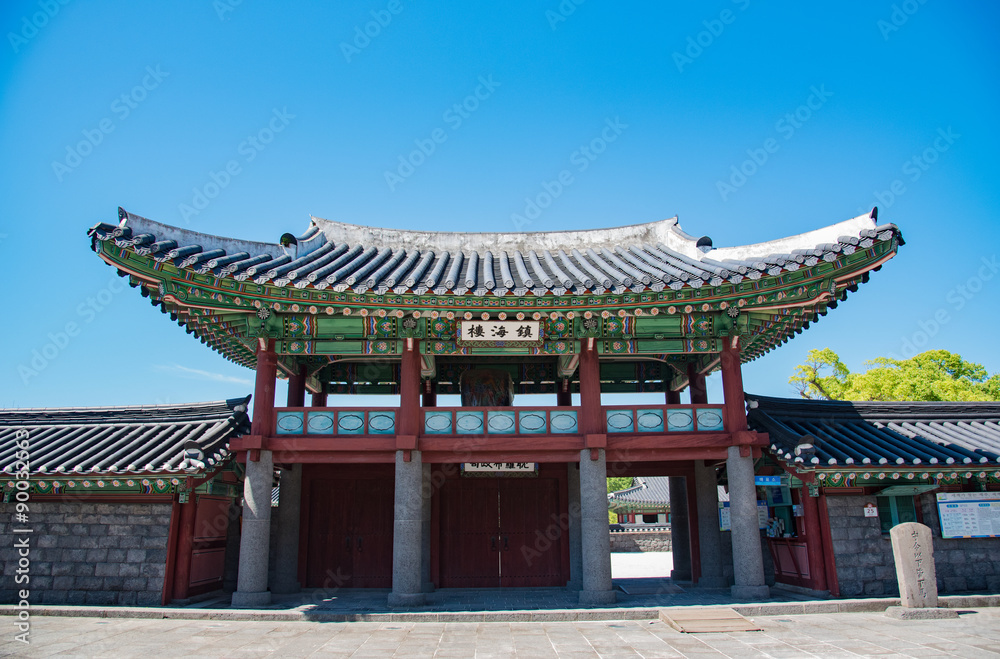 Gwandeokjeong, Jeju Island, Korea 韓国 済州島 観徳亭(クァンドクジョン)/ Jeju island is a popular famous tourist place for Chinese and Korean students. Gwandeokjeong, Jeju Island, Korea 韓国 済州島 観徳亭(クァンドクジョン)/ Jeju island is a popular famous tourist place for Chinese and Korean students.