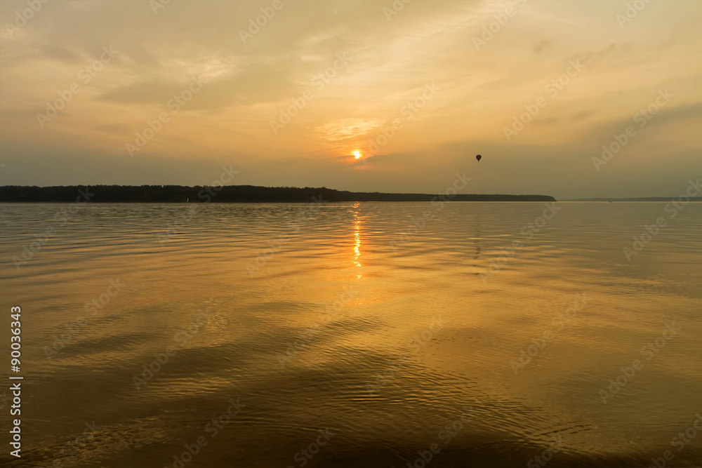 Fototapeta premium Yellow sunset