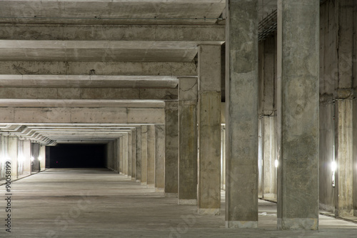 Fototapeta Naklejka Na Ścianę i Meble -  Empty industrial garage room interior with concrete