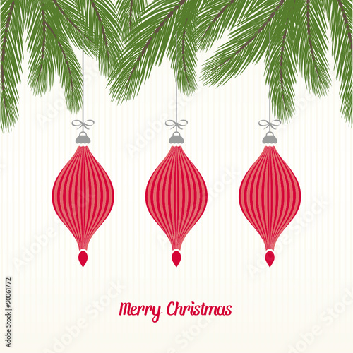 Tannenzweige mit Weihnachtskugeln