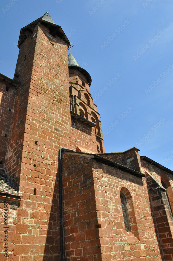 église Saint-Pierre de Collonges-La-Rouge