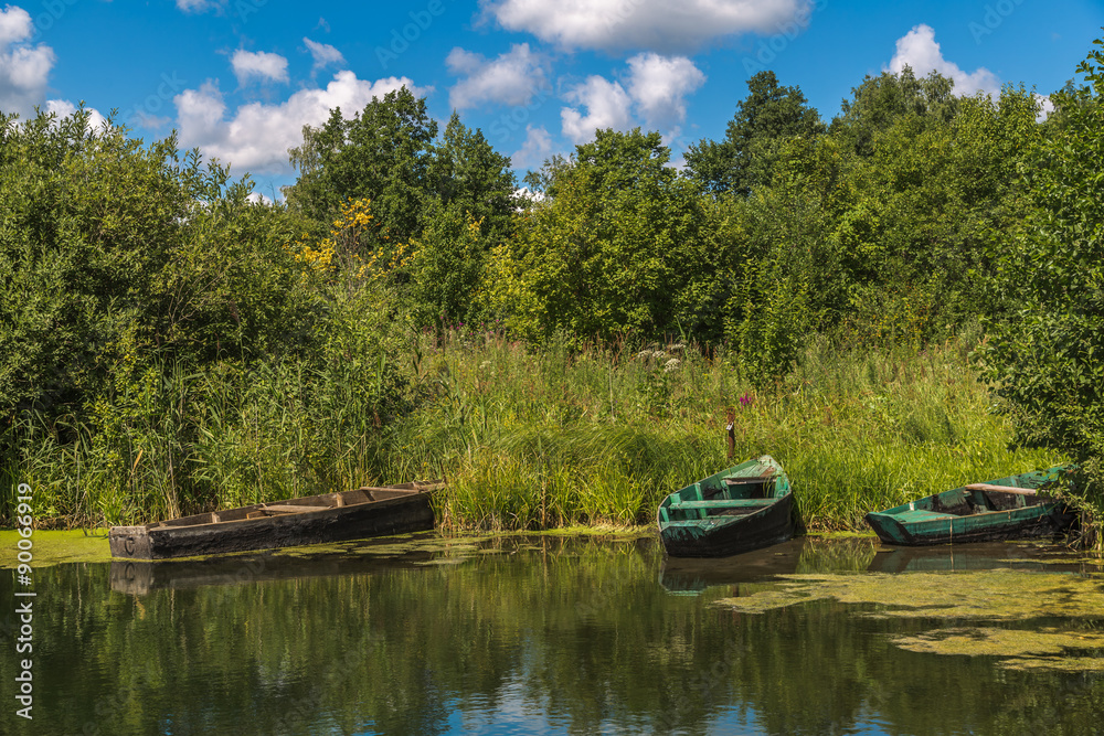 Fishing boats Fishing boats