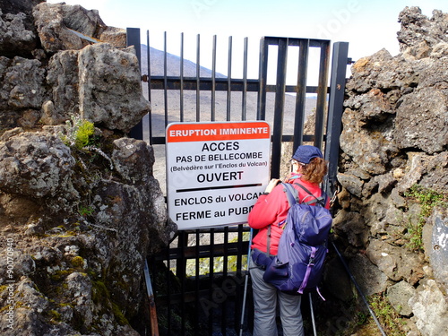 rando au pas de Bellecombe (piton de la Fournaise) photo