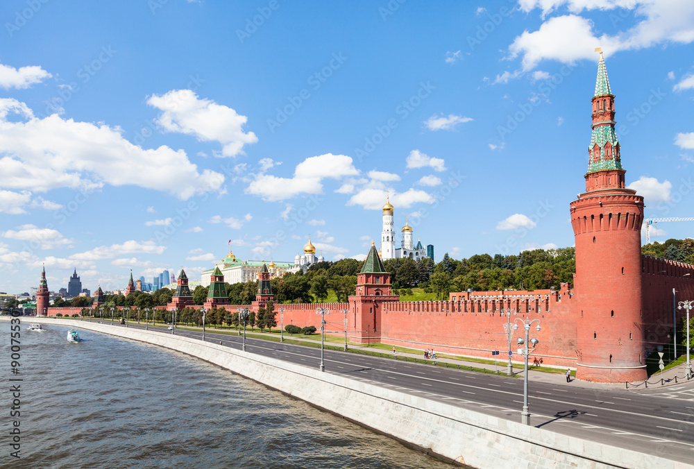 Beklemishevskaya Tower and Red Kremlin Walls Beklemishevskaya Tower and Red Kremlin Walls