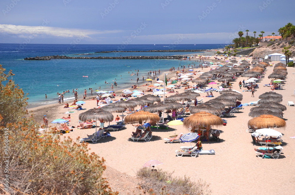 Przepiękna lazurowa Playa Del Duque w Adeje na Teneryfie
Przepiękna lazurowa Playa Del Duque w Adeje na Teneryfie