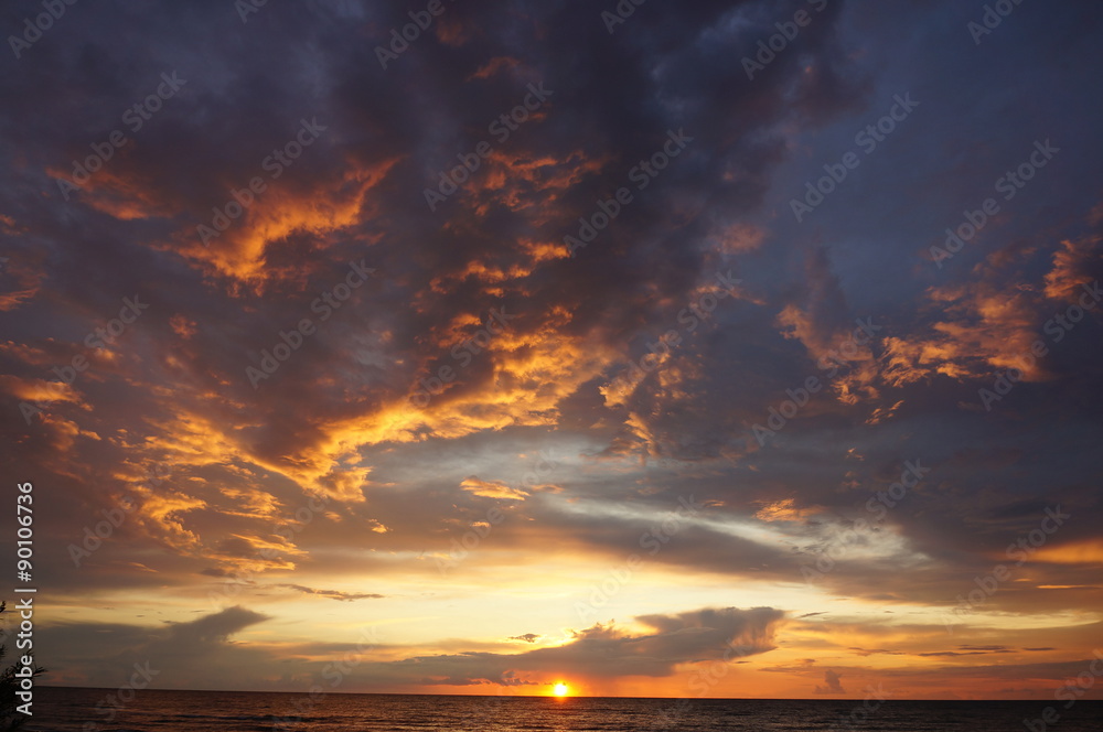 Obraz premium Zachód słońca 