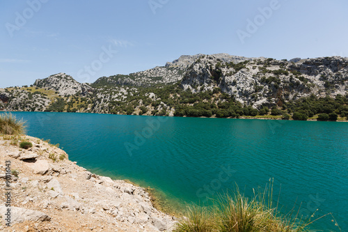 Fototapeta Naklejka Na Ścianę i Meble -  Reservoir in Mallorca