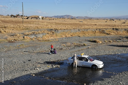 The actual capital of Bolivia, where most of the state institutions.