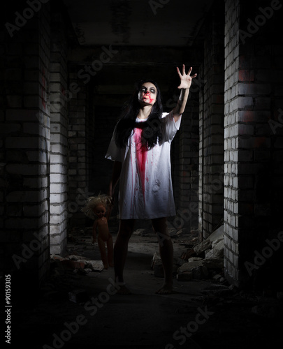 Zombie girl © Boris Riaposov